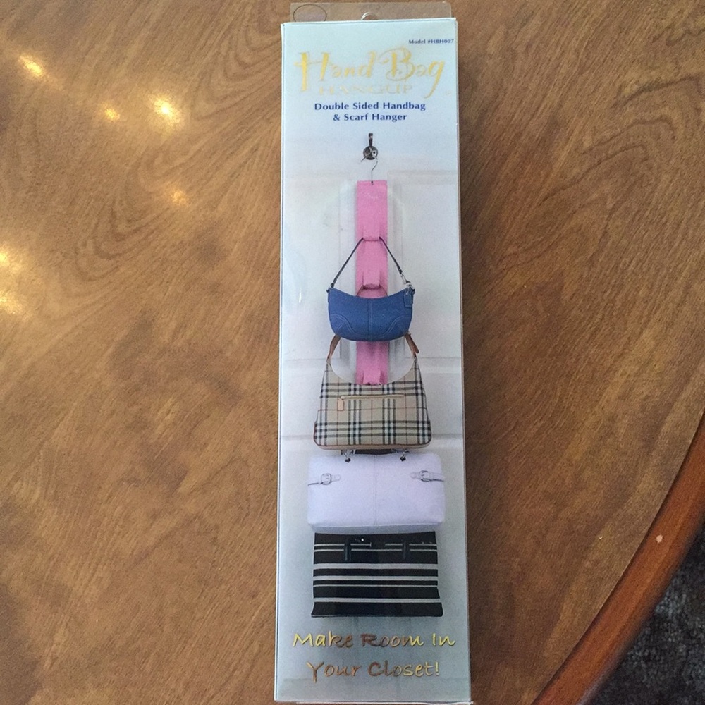 HandBag Hangup.Double-Sided Handbag & Scarf Hangar! It is SO HANDY!!